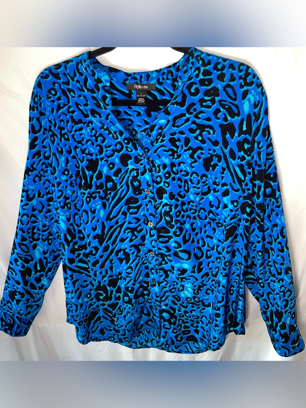 Style & Co. Blue Animal Print V Neck Button Down Blouse 3/4 Sleeves Size L